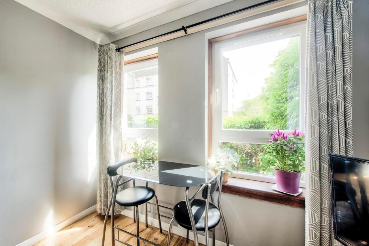 Guestready - Lovely 1 Bedroom Apartment Close To Town Center! Edimburgo Esterno foto